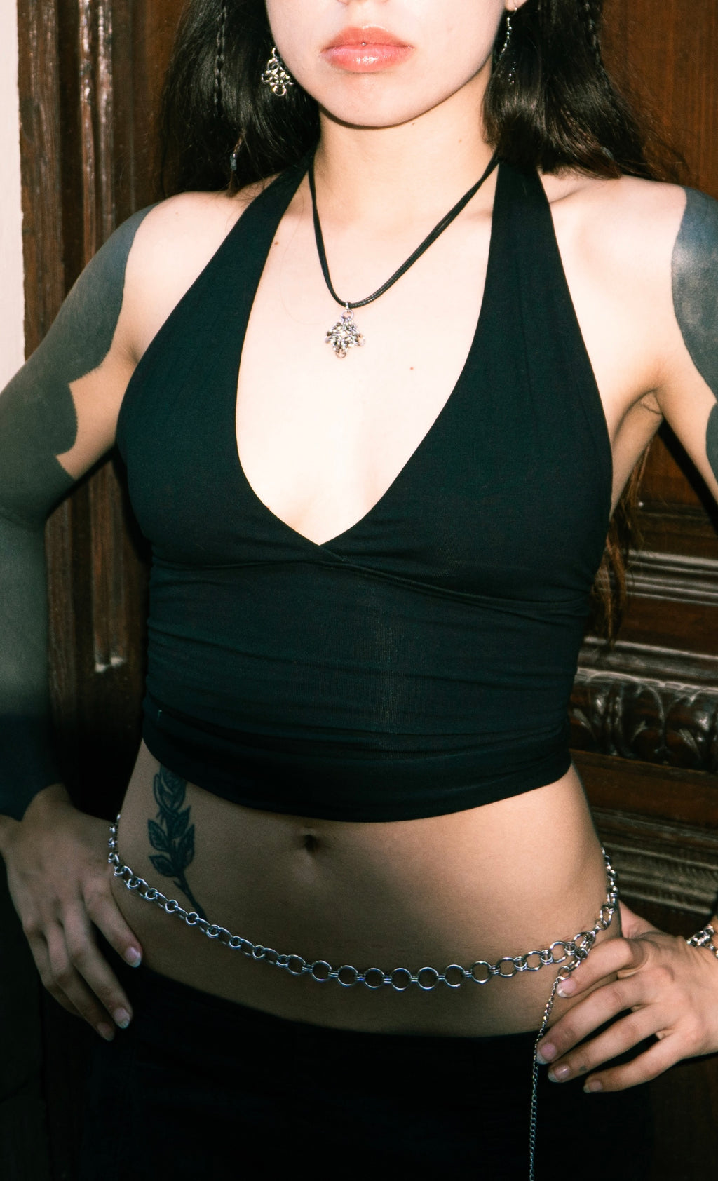 Metal hip belt